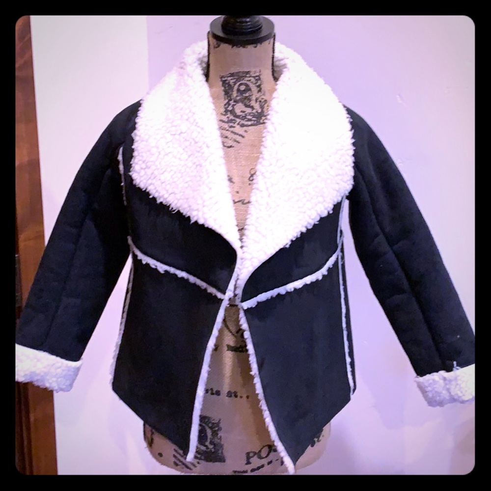💃Girls faux suede coat
